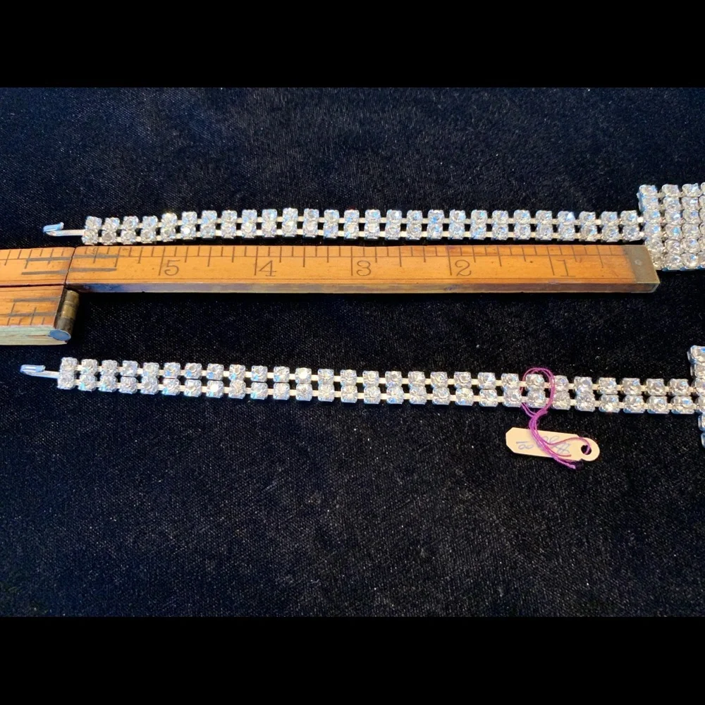 Vintage belt silvertone rhinestone costume bling